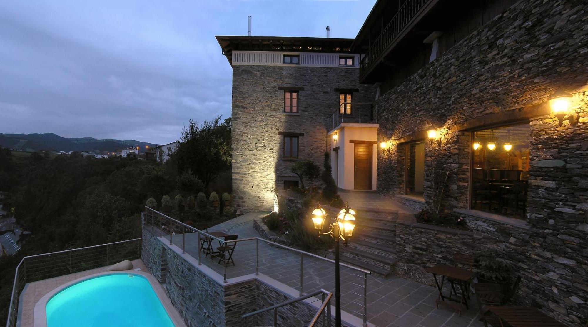 Casona El Gurugu Hotell Luarca Exteriör bild