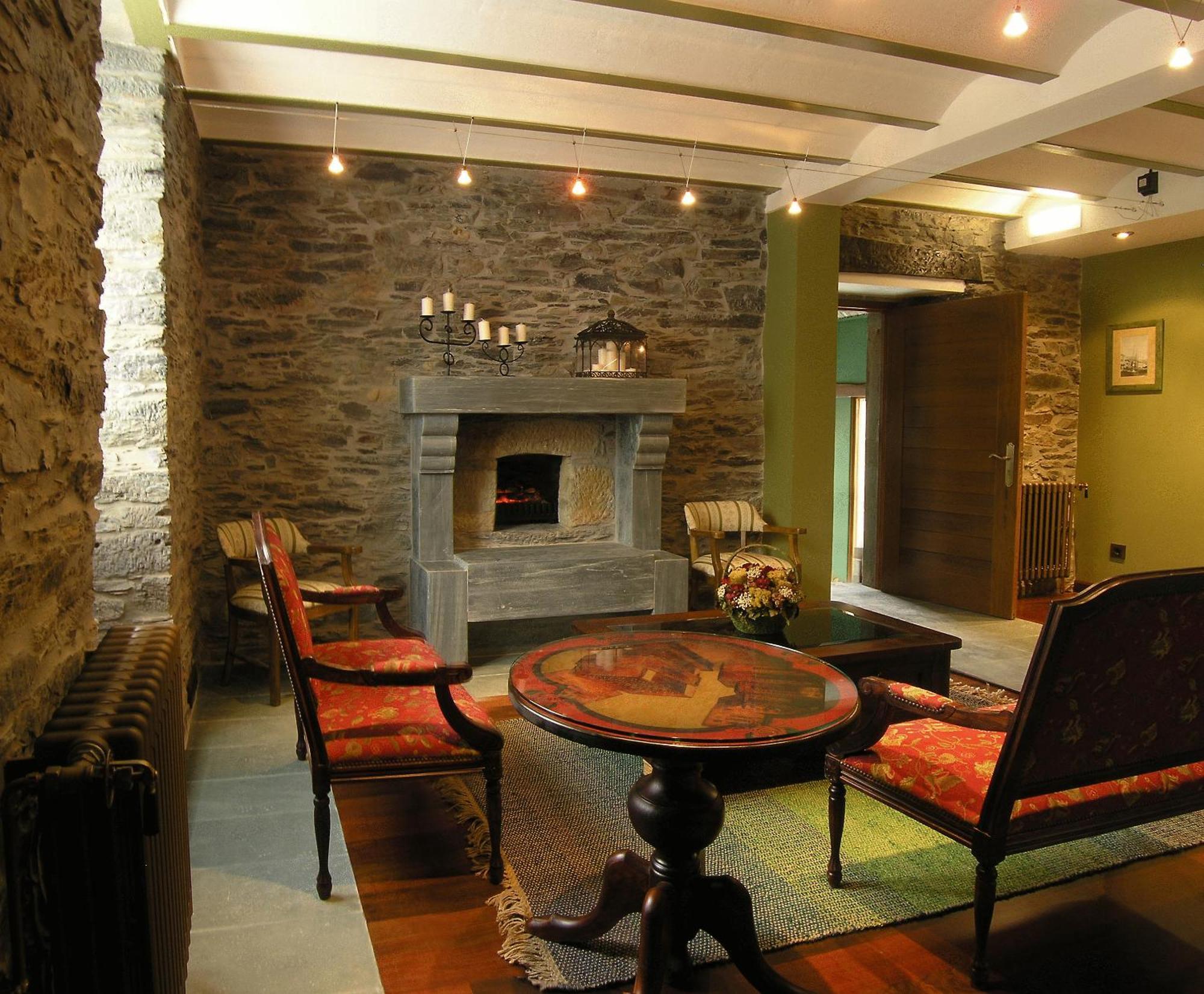 Casona El Gurugu Hotell Luarca Exteriör bild