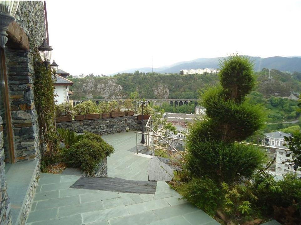 Casona El Gurugu Hotell Luarca Exteriör bild